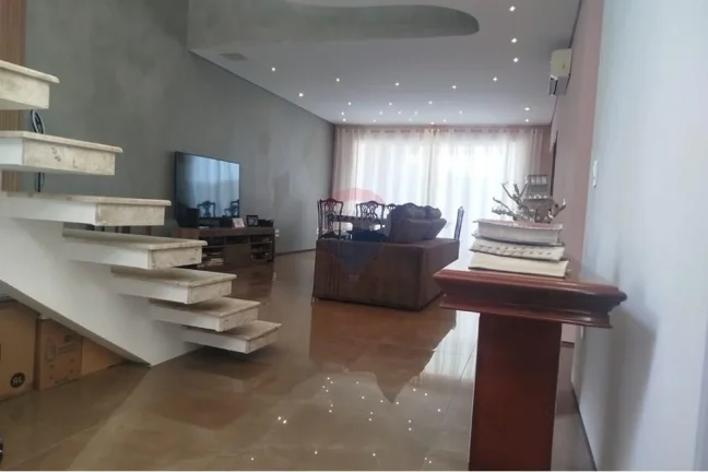 Imagem Casa em condomínio com 3 Quartos (suítes) no Golden Park Sorocaba