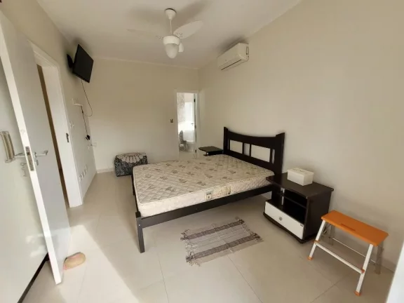 Imagem COBERTURA DUPLEX COM VISTA AO MAR, 150 METROS DA PRIA, LOCALIZAÇÃO PRIVILEGIADA, TOMBO.