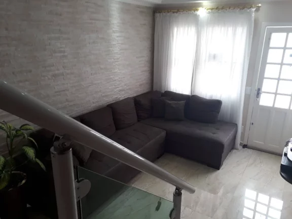 Imagem Sobrado Maravilhosa em Condomínio 70 m² 2 Dormitórios e 1 Vaga