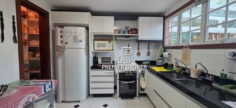 Imagem Casa à venda, 160 m² por R$ 1.300.000,00 - Iucas - Teresópolis/RJ