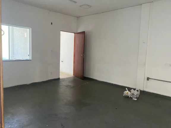 Imagem Barracão na Vila Aparecida