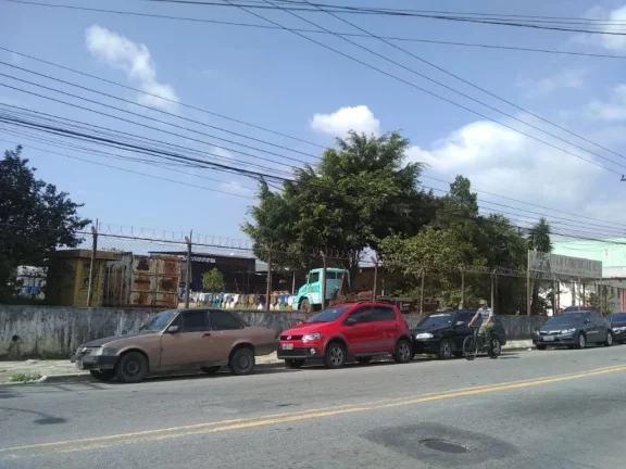 Imagem Terreno para alugar, 600 m² por R$ 8.705,25/mês - Vila Figueira - Suzano/SP