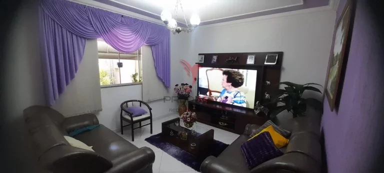 Imagem Vendo ou Troco Casa e Chacara