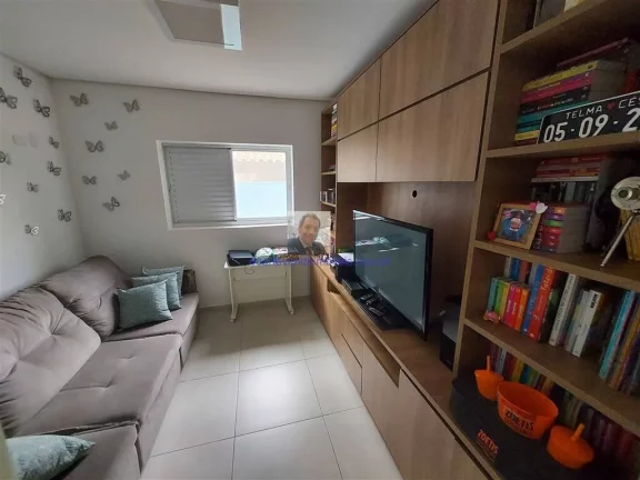 Imagem Aluga-se ou Vende-se Linda Casa 3 Suítes/1 Master no Cond. Vila Verde