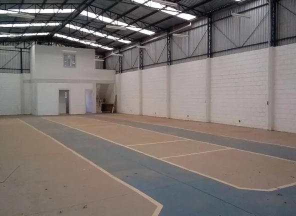 Galpão comercial em área industrial - Penha