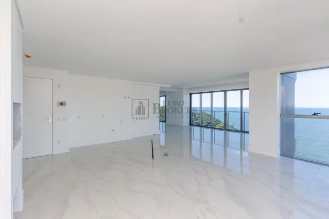 Imagem Apartamento Frente Mar com 5 suítes à venda na Barra Norte em Balneário Camboriú