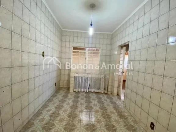 Imagem Casa à venda no Jardim Chapadão, em excelente localização, próxima à Pedreira. Imóvel compost...