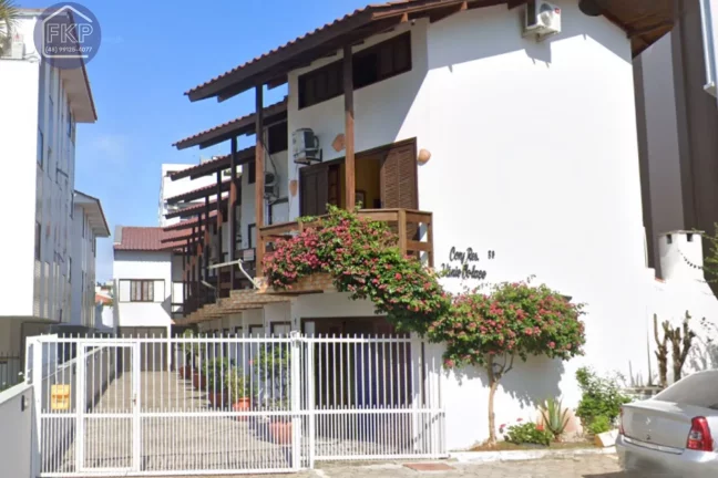 Imagem Casa Geminada Triplex!