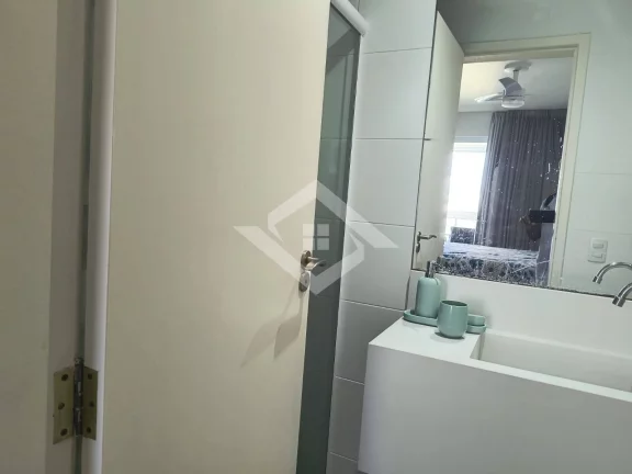 Imagem Apartamento de 2 Quartos para Venda na Barra da Tijuca com 84 m²