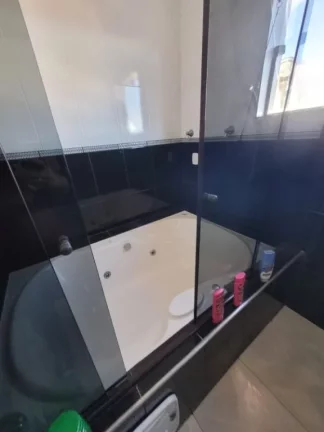 Imagem Sobrado com 3 dormitórios à venda, 187 m² por R$ 600.000,00 - Vila Santa Margarida - Ferraz de Vasconcelos/SP