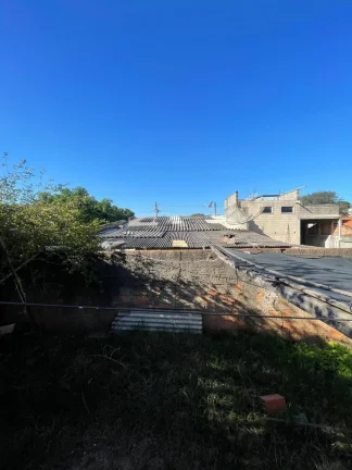 Imagem Imperdível Casa à Venda em Sorocaba-SP, Bairro Cajuru do Sul: 3 Quartos, 1 Suíte, 3 Salas, 2 Banheiros, 2 Vagas, 180,49 m².