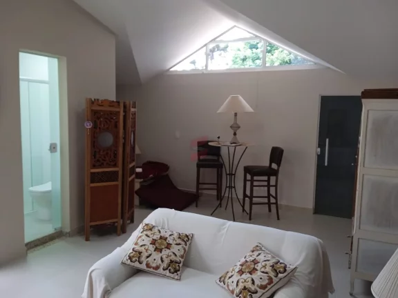 Imagem CASA COM ÁTICO