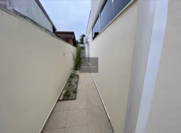 Imagem Casa em Condomínio para Venda em Ubatuba / SP no bairro Horto Florestal