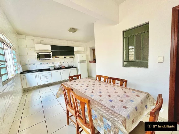 Imagem Casa térrea à venda em Atibaia/SP com 3 dormitórios - Recreio Maristela