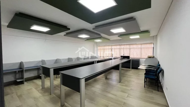 Imagem Prédio Comercial Próximo a Rodoviária