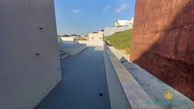 Imagem Linda casa moderna, nova, 5 suítes(2 no térreo), piscina com hidro