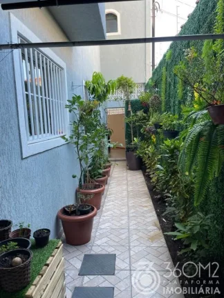 Imagem Sobrado para Venda em Santo André / SP no bairro Jardim Las Vegas