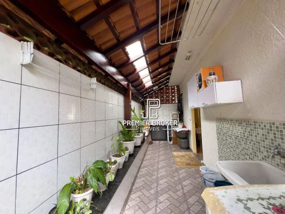 Imagem Casa à venda, 69 m² por R$ 399.000,00 - Albuquerque - Teresópolis/RJ