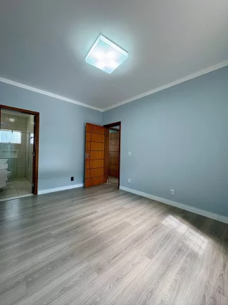 Imagem Casa 3 dormitórios sendo 1 suíte, Vila Nipônica