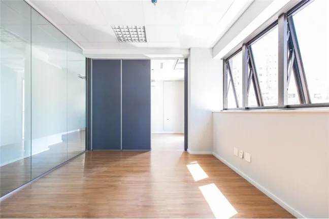 Imagem SALA COMERCIAL em São Paulo - SP, Consolação