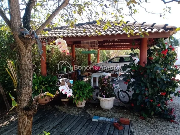 Imagem Chácara com1300 metros casa com 3 quartos sendo todos com suíte, bela área de churrasqueira com p...