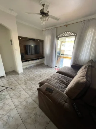 Imagem Sobrado 193 m² 3 Dormitroios sendo 1 Suite com Area Gourmet