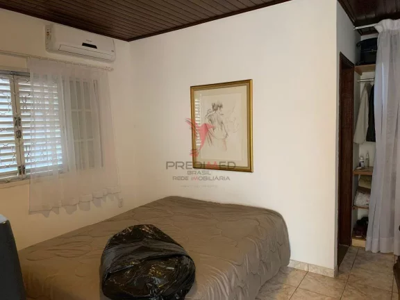 Imagem Compre essa ...oacute;tima casa, localizada no bairro Portal das Colinas. O im...oacute;vel cont...e...
