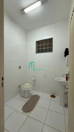 Imagem EXCELENTE PRÉDIO COMERCIAL DE ESQUINA EM LOCALIZAÇÃO PRIVILEGIADA NO PARQUE LEPORACE NA AVENIDA TEOTÔNIO VILÉLA 01 QUADRA DA AV. ABRAHÃO BRICKMANN
