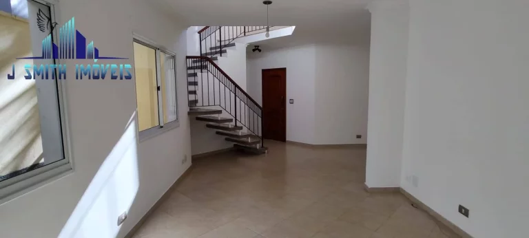 Imagem CASA ISOLADA 3 DORMS (1 SUÍTE), 2 VAGAS. QUINTAL, GOURMET, VAGAS VISITANTES