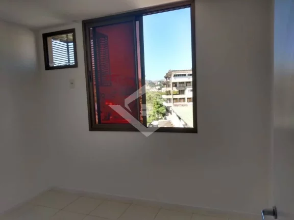 Imagem Apartamento de 3 Quartos para Venda em Niterói com 74 m²