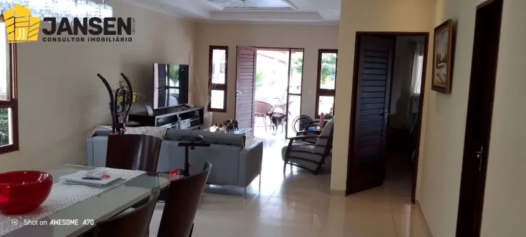Imagem CASA DE CAMPO COM 03 QUARTOS SENDO 02 SUÍTES EM CONDOMÍNIO FECHADO
