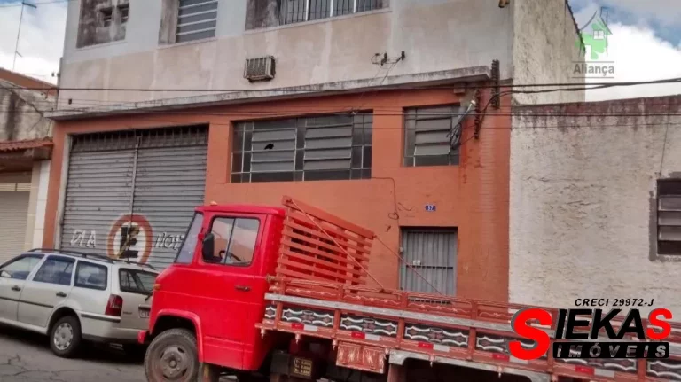 Imagem Galpão Comercial para Venda ou Locação em São Paulo-SP, na Vila Carrao: 1 Sala, 5 Banheiros, 380m² de Área