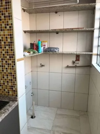 Imagem Apartamento com 2 dormitórios à venda, 54 m² por R$ 130.000,00 - Parque Dourado - Ferraz de Vasconcelos/SP