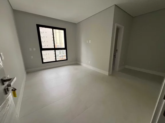 Imagem Apartamento NOVO Alto Padrão no Centro de Balneário Camboriú