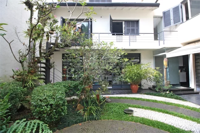 Imagem Sobrado à venda com 3 quartos, sendo 1 suíte, em City Butantã, São Paulo - SP