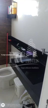 Imagem Sobrado para Venda em Artur Nogueira, Parque das Flores, 5 dormitórios, 3 banheiros, 2 vagas