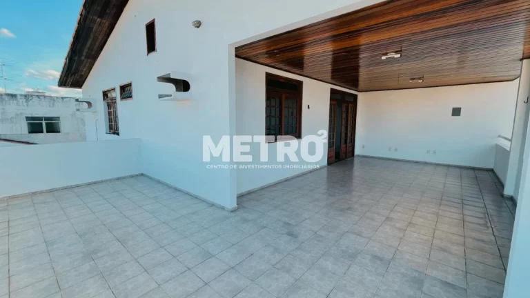 Imagem Ponto comercial 220m , 4 4, sendo 01 suíte, Sala para dois ambientes