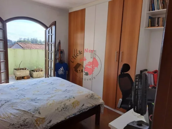 Imagem Lindo sobrado bem localizado no Parque Terra Nova II com 4 dormitórios, sendo 1 suíte, 2 vagas, 214 m².
