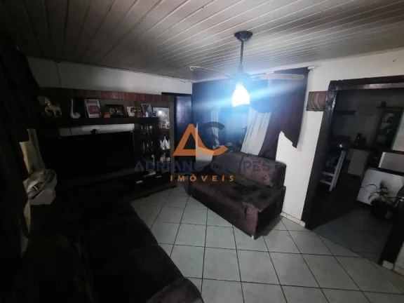 Imagem Casa com 04 dormitórios com terreno amplo, no Gravatá, em Navegantes - Adriano Carpes Imóveis vende