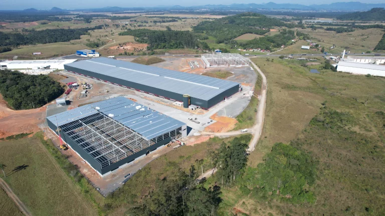Imagem GALPAO INDUSTRIAL em ARAQUARI - SC, Corveta