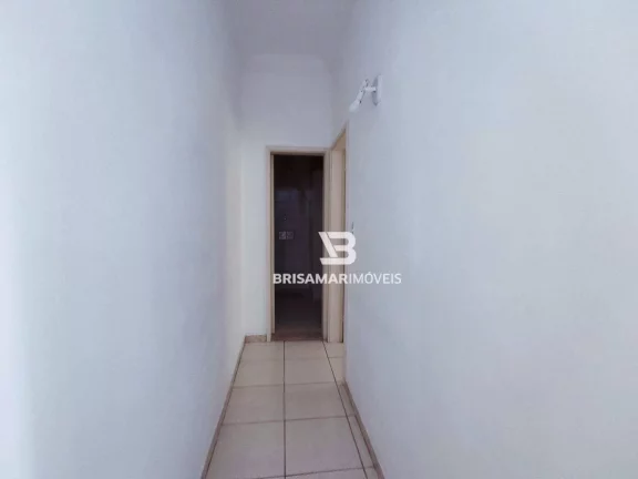 Imagem Praia de Pitangueiras, excelente localização, 1 quadra da praia, reformado !!!