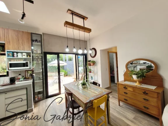 Imagem Casa em Condomínio de Luxo em Vinhedo-SP - 3 Quartos, 2 Suítes, 3 Salas, 5 Banheiros, 4 Vagas - Imperdível! Imagem Casa em Condomínio de Luxo em Vinhedo-SP - 3 Quartos, 2 Suítes, 3 Salas, 5 Banheiros, 4 Vagas - Imperdível!