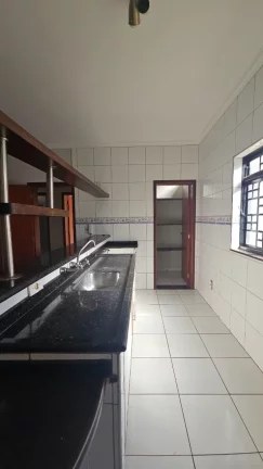 Imagem LINDA RESIDÊNCIA DISPONÍVEL Á VENDA NO BAIRO SANTO AGOSTINHO EM FRANCA-SP.