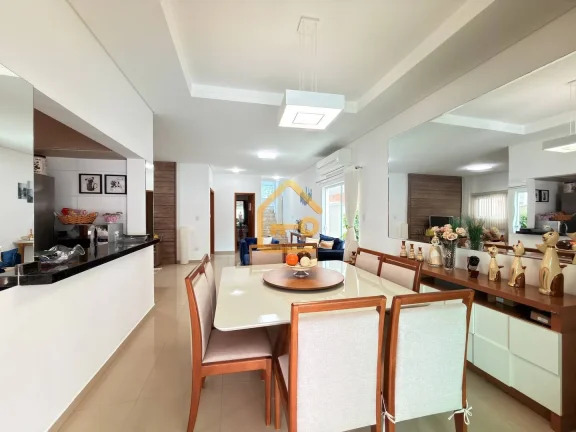 Imagem Casa em condomínio à venda em Jacareí-SP, no Jardim Crystal Park, 3 quartos