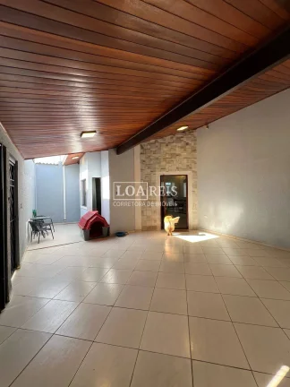 Imagem Villa Branca | 3 Quartos (1 Suíte) | 2 Vagas | 150m²