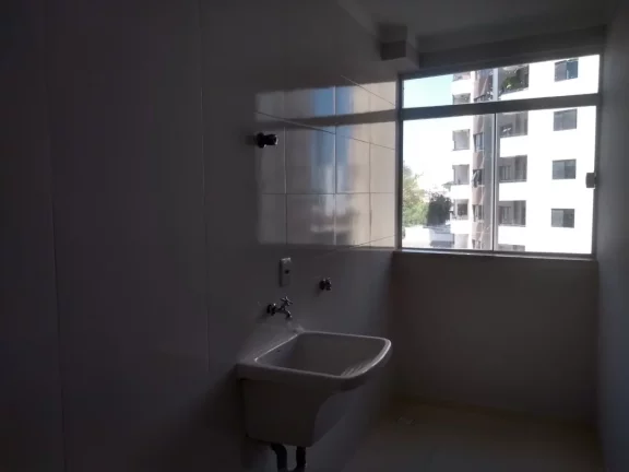 Imagem Lindo apartamento no edifício solar Northwest, 2 dormitórios, 1 suíte.