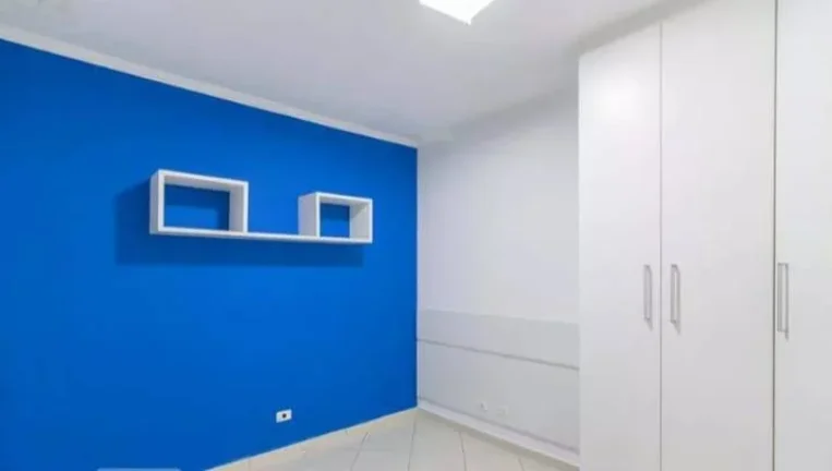 Imagem Casa assobradada residencial, bem distribuída e pronta para morar.