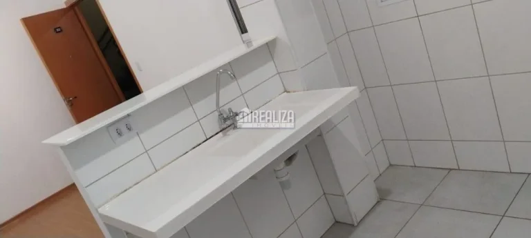 Imagem Apartamento à venda no Condomínio Residencial Aguas Cristalinas, bairro Conjunto Guanabara, Uberaba - 2 dormitórios, portaria 24hrs
