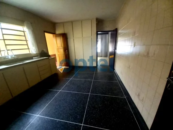 Imagem CASA TERREA NO CENTRO DE SBC, COM 148,00 M² , 02 QUARTOS , 01 SUITE, 02 BANHEIROS, COM 02 VAGAS DE GARAGEM.
