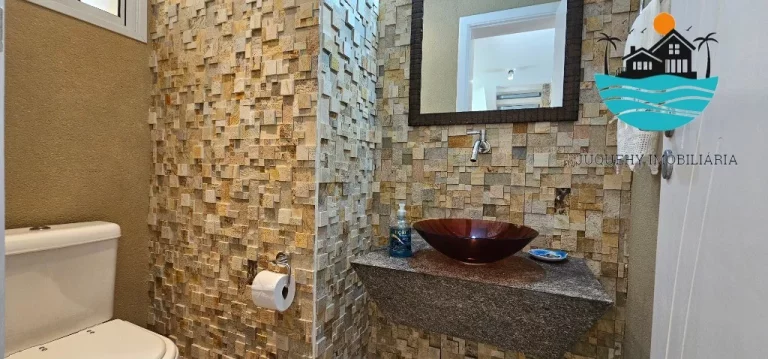 Imagem Casa lado nobre - Praia de Juquehy, 300 metros da praia, piscina, churrasqueira, 4 suítes, acomoda 8 pessoas | Juquehy Imobiliária